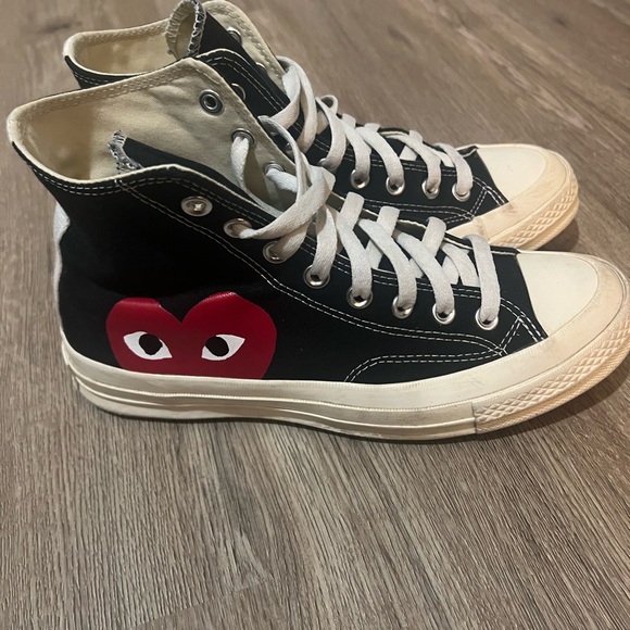Black High-Top Converse Sneakers with Red Heart - Picture 4 of 6